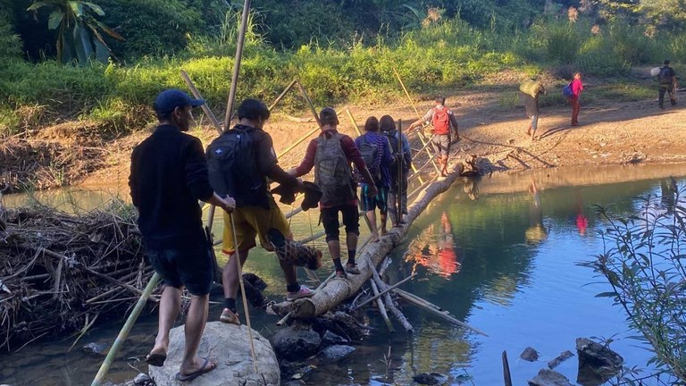 ပလက်ဝမြို့နယ်က စစ်ဘေးဒုက္ခသည်များအား ၂၀၂၄ ခုနှစ် ဇန်နဝါရီလကတွေ့ရစဥ်။ (ဆလိုင်းမျိုးထိုက် ဓာတ်ပုံ)