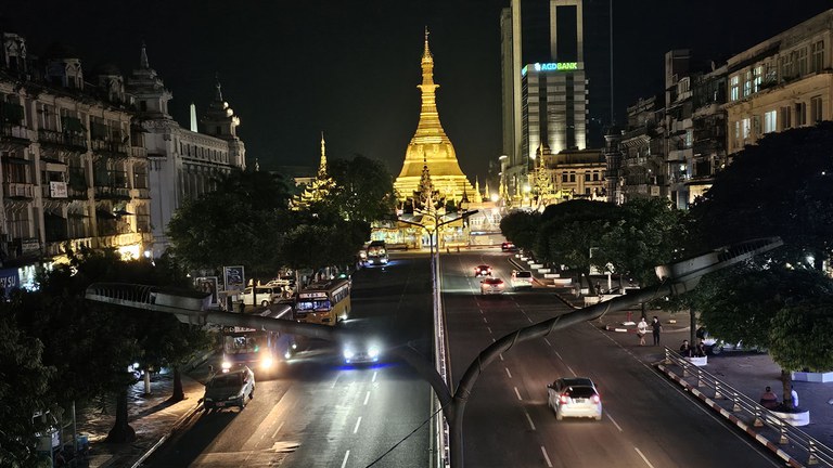 ရန်ကုန်တိုင်း၊ ကျောက်တံတားမြို့နယ် လမ်းတစ်နေရာကို ၂၀၂၄ ခုနှစ် ဒီဇင်ဘာ ၃၀ ရက်နေ့က တွေ့ရစဥ်။ (RFA Photo)