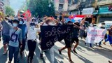 ရန်ကုန်မြို့လယ်က ပြောက်ကျားသပိတ်
