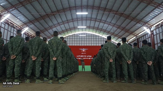 ရခိုင်မှာ ၁၀၂၇ စစ်ဆင်ရေး အစပိုင်းရောက်နေတယ်လို့ မြောက်ပိုင်းသုံးဖွဲ့ ပြော ရခိုင်မှာ ၁၀၂၇ စစ်ဆင်ရေး အစပိုင်းရောက်နေတယ်လို့ မြောက်ပိုင်းသုံးဖွဲ့ ပြော