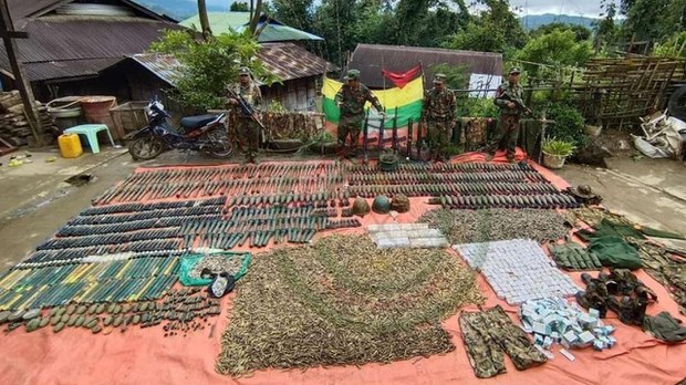 စစ်ကောင်စီတပ်စခန်း ၅၀ ကျော်သိမ်းထားကြောင်း TNLA ပြော စစ်ကောင်စီတပ်စခန်း ၅၀ ကျော်သိမ်းထားကြောင်း TNLA ပြော