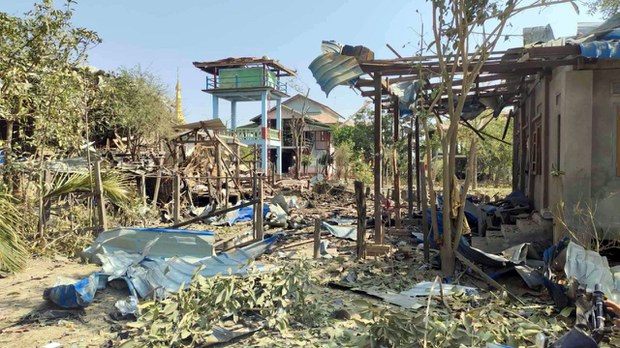 အရပ်သားတွေ ပစ်မှတ်ထားတိုက်ခိုက်ခံရလို့ တစ်ရက်တည်း ၁၇ ဦး သေဆုံး အရပ်သားတွေ ပစ်မှတ်ထားတိုက်ခိုက်ခံရလို့ တစ်ရက်တည်း ၁၇ ဦး သေဆုံး