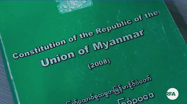 2008-constitution-622.jpg