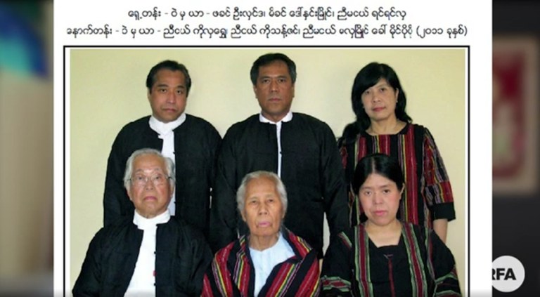 kotinmaungoo-family.jpg