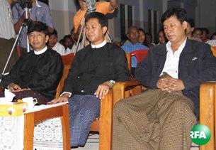 88-pegu-trip-305 88-pegu-trip-305