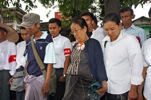 nld_martyrs_day2008_305px.jpg nld_martyrs_day2008_305px.jpg