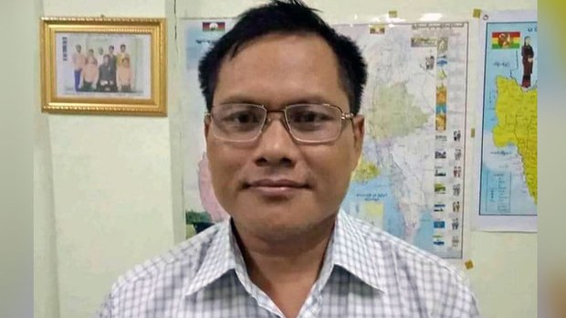 ပလက်ဝဆေးရုံအုပ်အပါအဝင် ဒေသခံသုံးဦးကို AA ဖမ်းဆီး ပလက်ဝဆေးရုံအုပ်အပါအဝင် ဒေသခံသုံးဦးကို AA ဖမ်းဆီး