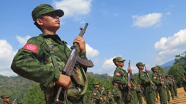 ငပလီလေဆိပ်ကို AA ထိန်းချုပ်