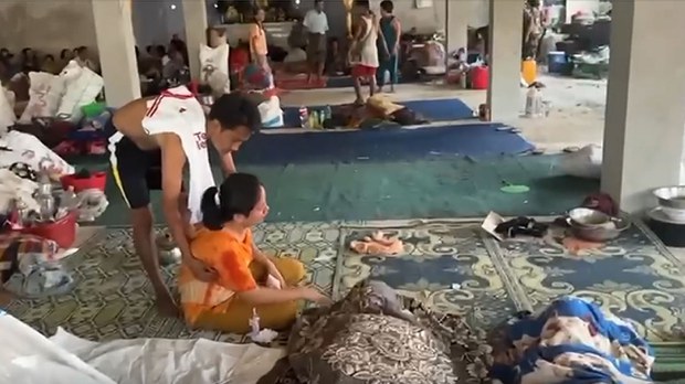 ဖာပွန်မှာ လေကြောင်းတိုက်ခိုက်မှုကြောင့် ရဟန်းတစ်ပါးအပါအဝင် ခြောက်ဦး သေဆုံး
