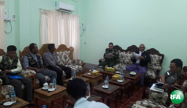 khaingmyotun-alp-govt-discuss-620.jpg khaingmyotun-alp-govt-discuss-620.jpg