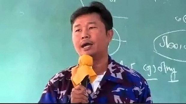 မန္တလေးဆန္ဒပြပွဲမှာ ဖမ်းဆီးခံရတဲ့ ကျူရှင်ဆရာတစ်ဦး စစ်ဆေးရုံမှာ သေဆုံး မန္တလေးဆန္ဒပြပွဲမှာ ဖမ်းဆီးခံရတဲ့ ကျူရှင်ဆရာတစ်ဦး စစ်ဆေးရုံမှာ သေဆုံး