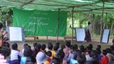 ထီးချိုင့်မြို့မှာ NUG သင်ရိုးနဲ့ စာသင်တဲ့ ဆရာမနှစ်ဦး အဖမ်းခံရ