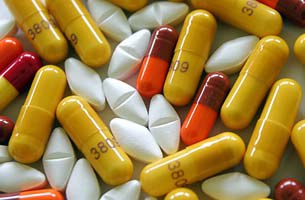 art-hiv-drug-305.jpg art-hiv-drug-305.jpg
