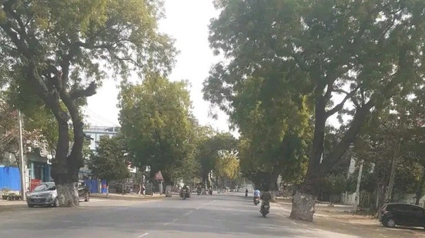မုံရွာမှာ လက်နက်ကြီးကြောင့် ကလေးတစ်ဦး သေဆုံးပြီး သုံးဦးဒဏ်ရာရ မုံရွာမှာ လက်နက်ကြီးကြောင့် ကလေးတစ်ဦး သေဆုံးပြီး သုံးဦးဒဏ်ရာရ