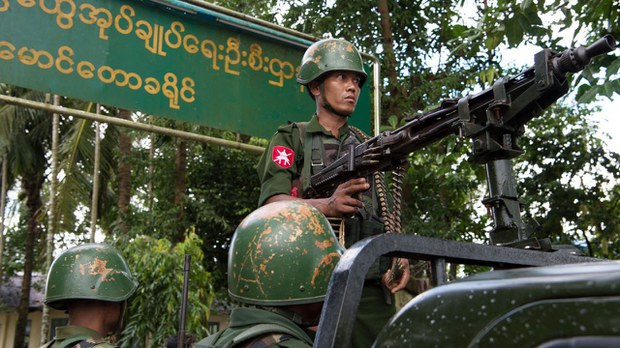 သံတွဲနဲ့ မောင်တောမှာ လက်နက်ကြီးကြောင့် အရပ်သားခြောက်ဦး ဒဏ်ရာရ သံတွဲနဲ့ မောင်တောမှာ လက်နက်ကြီးကြောင့် အရပ်သားခြောက်ဦး ဒဏ်ရာရ