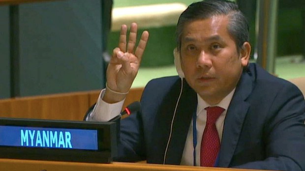 သံအမတ်ကြီး ဦးကျော်မိုးထွန်းကို လုပ်ကြံဖို့ ငွေကြေးပေးငှားထားသူ အမေရိကန်ရဲတပ်ဖွဲ့ စစ်ဆေးနေ သံအမတ်ကြီး ဦးကျော်မိုးထွန်းကို လုပ်ကြံဖို့ ငွေကြေးပေးငှားထားသူ အမေရိကန်ရဲတပ်ဖွဲ့ စစ်ဆေးနေ