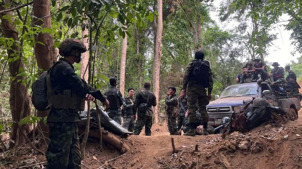စစ်ကောင်စီ အောင်ဇေယျစစ်ဆင်ရေးတပ်ဖွဲ့ဝင်တွေ ဘားအံကို ပြန်လည်ဆုတ်ခွာ စစ်ကောင်စီ အောင်ဇေယျစစ်ဆင်ရေးတပ်ဖွဲ့ဝင်တွေ ဘားအံကို ပြန်လည်ဆုတ်ခွာ