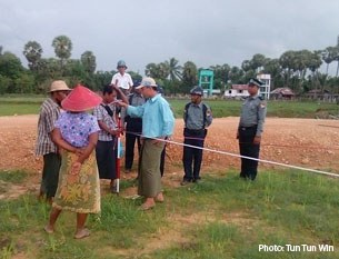 dawei-farmers-305.jpg dawei-farmers-305.jpg