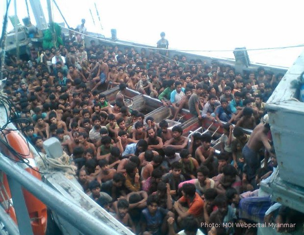 boat-refugees-700-620.jpg