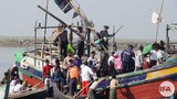 boat-refugees-return-622.jpg