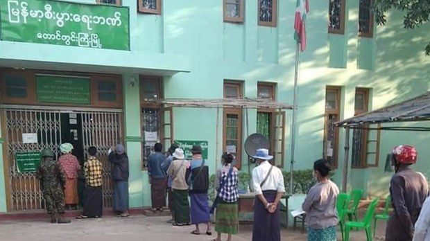 မကွေးတိုင်းထဲက နေရာငါးခုကို ဗိဿနိုးကာကွယ်ရေးတပ်မတော် ဗုံးခွဲ