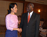 gambari_suu_kyi_11-08-07_20.jpg gambari_suu_kyi_11-08-07_20.jpg