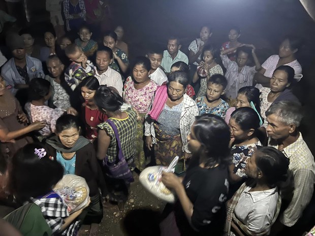 ဘုတလင်မြို့နယ်က စစ်ဘေးဒုက္ခသည် တစ်သောင်းကျော် အကူအညီလိုနေ ဘုတလင်မြို့နယ်က စစ်ဘေးဒုက္ခသည် တစ်သောင်းကျော် အကူအညီလိုနေ