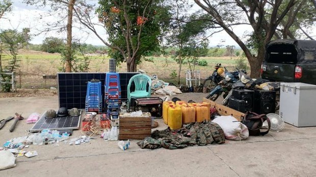 စလင်းမြို့နယ် ကုန်းခြားရွာမှာ နေအိမ်ရှစ်ဆယ်ကျော် မီးရှို့ခံရ စလင်းမြို့နယ် ကုန်းခြားရွာမှာ နေအိမ်ရှစ်ဆယ်ကျော် မီးရှို့ခံရ