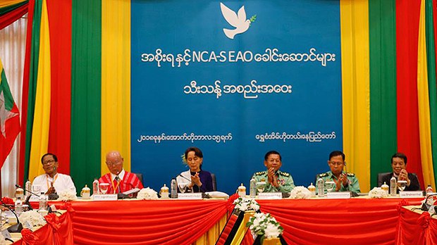 nca-s-eao-meeting-oct15-622.jpg nca-s-eao-meeting-oct15-622.jpg