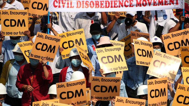 ဖမ်းဆီးခံထားရတဲ့ CDM တွေကို အလုပ်ပြန်ဝင်ဖို့ ဖိအားပေးနေ ဖမ်းဆီးခံထားရတဲ့ CDM တွေကို အလုပ်ပြန်ဝင်ဖို့ ဖိအားပေးနေ
