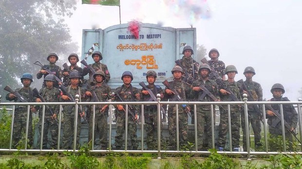သန်းခေါင်စာရင်း ကောက်ယူမှု ချင်းလက်နက်ကိုင်အဖွဲ့တွေ တားမြစ် သန်းခေါင်စာရင်း ကောက်ယူမှု ချင်းလက်နက်ကိုင်အဖွဲ့တွေ တားမြစ်