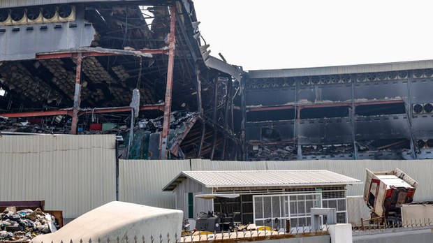 chinese-garment-factory-fire.jpg chinese-garment-factory-fire.jpg