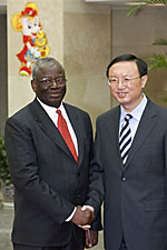 gambari_Yang_Jiechi_150px.jpg gambari_Yang_Jiechi_150px.jpg