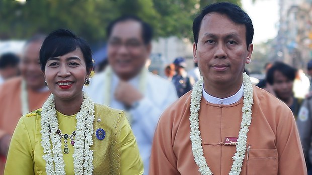 ဒေါ်အောင်ဆန်းစုကြည်ရဲ့ အဂတိအမှု ဦးဖြိုးမင်းသိန်းနဲ့ ဇနီးကို ပြန်ခေါ်စစ်ဆေး