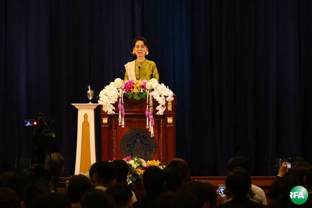 dassk-thai-student-620.jpg dassk-thai-student-620.jpg