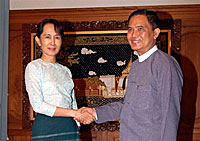 suu_kyi_aung_kyi_(2)_200px.jpg suu_kyi_aung_kyi_(2)_200px.jpg