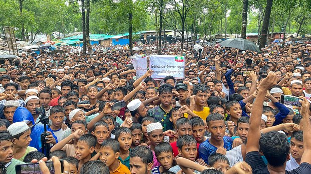 ရိုဟင်ဂျာပြန်ပို့ရေးအစီအစဉ် ရပ်တန့်ဖို့ လူ့အခွင့်ရေးအဖွဲ့တောင်းဆို ရိုဟင်ဂျာပြန်ပို့ရေးအစီအစဉ် ရပ်တန့်ဖို့ လူ့အခွင့်ရေးအဖွဲ့တောင်းဆို