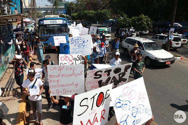 stop-war-ygn-620.jpg stop-war-ygn-620.jpg