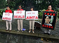 singapore_protest_200px.jpg
