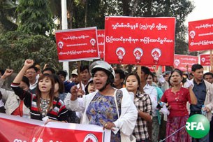 electric-rate-kanbauk-protest-305.jpg