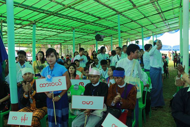 ethnic-youth-conference-620.jpg ethnic-youth-conference-620.jpg