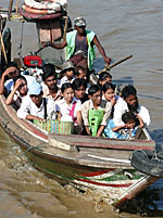 boat_passengers_B_150px.jpg boat_passengers_B_150px.jpg