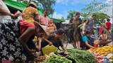 နိုင်ငံခြားငွေလဲနှုန်းတွေ ဆက်တိုက်ကျပေမဲ့ အခြေခံစားကုန် ဈေးမြင့်နေ