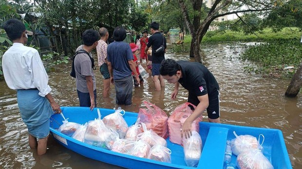 ဒဂုံမြို့သစ်အရှေ့ပိုင်းက အိမ်ထောင်စု သုံးထောင်ကျော် ရေဘေးဒဏ်ကြုံနေ ဒဂုံမြို့သစ်အရှေ့ပိုင်းက အိမ်ထောင်စု သုံးထောင်ကျော် ရေဘေးဒဏ်ကြုံနေ