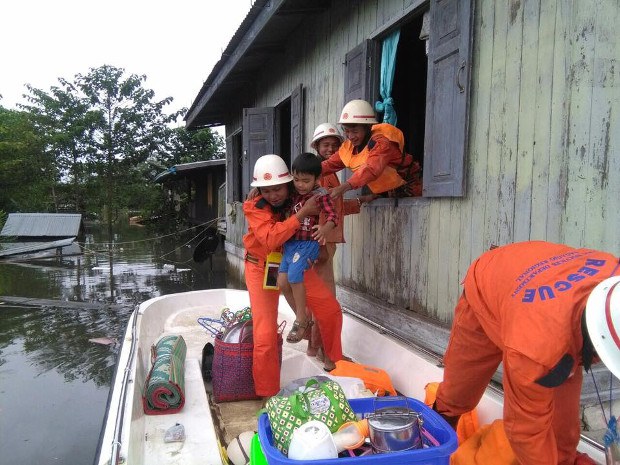 homemalin-flooding-620.jpg homemalin-flooding-620.jpg