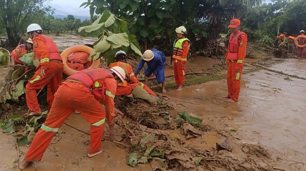 နိုင်ငံတစ်ဝန်းမှာ ရေကြီးမြေပြိုမှုကြောင့် သေဆုံးသူ ၁၆၀ ထက်မနည်းရှိလာ