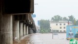 thai-burma-border-bridge-305.JPG