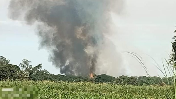 ဆားလင်းကြီးမြို့နယ်က ရွာလေးရွာမီးရှို့ခံရ၊ ဒေသခံ ငါးထောင်နီးပါး နေရပ်စွန့်ခွာထွက်ပြေး ဆားလင်းကြီးမြို့နယ်က ရွာလေးရွာမီးရှို့ခံရ၊ ဒေသခံ ငါးထောင်နီးပါး နေရပ်စွန့်ခွာထွက်ပြေး