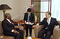 gambari_yeo_200px.jpg gambari_yeo_200px.jpg