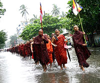 monks_rain_2_200px.jpg monks_rain_2_200px.jpg
